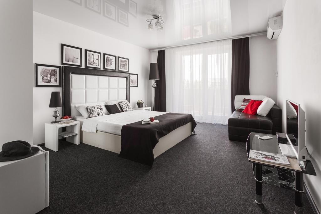Hotel White House Brg コブルロ エクステリア 写真